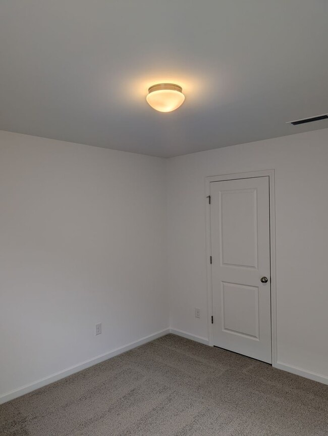 Building Photo - NEW Single Family Home - 2.5 Miles to I-85/Minutes from Downtown Salisbury