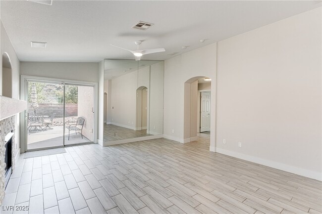 Building Photo - 2259 Smokey Sky Dr