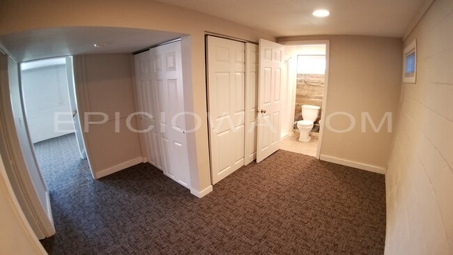 Building Photo - 1619 11th St NW