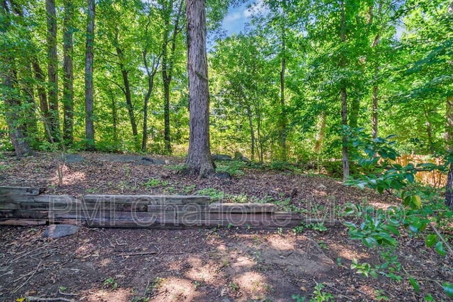 Building Photo - 10800 Whittersham Dr