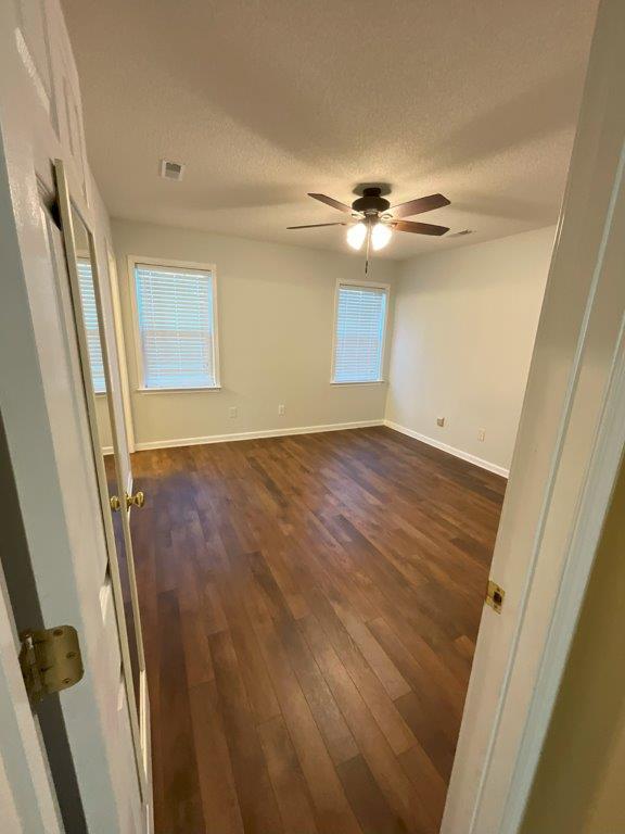 Building Photo - Newly Renovated 3BR/2BA in Lanvale Trace