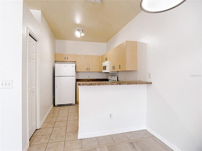 Building Photo - 20202 Indian Creek Dr