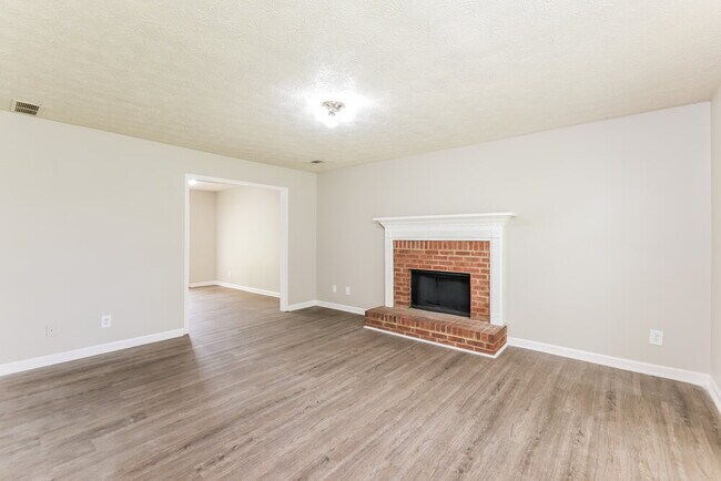 Building Photo - 3642 Cameron Hills Pl