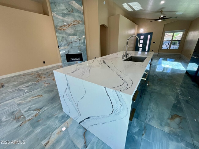 Building Photo - 8709 E Gail Rd