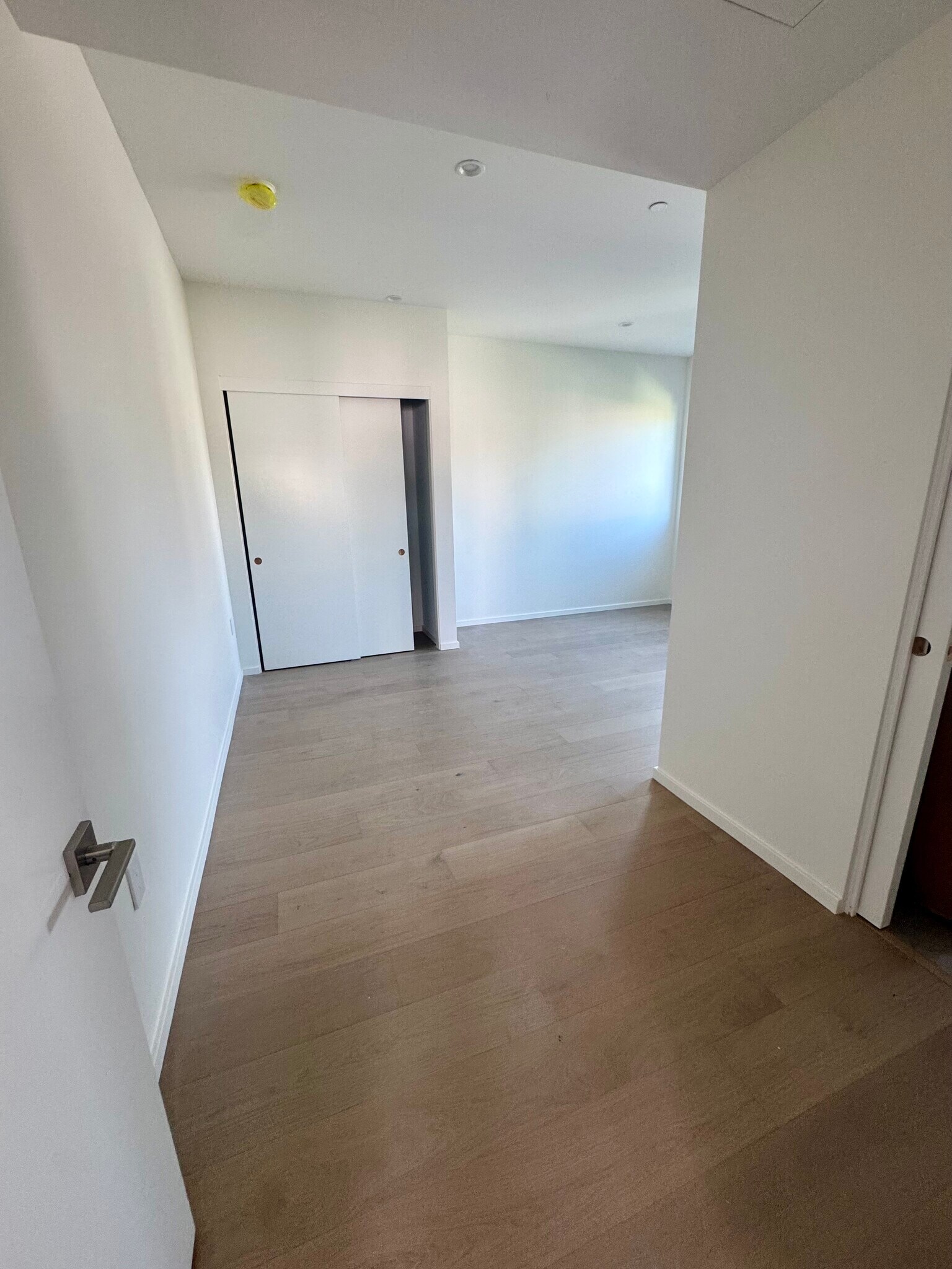 Building Photo - 2520 5th St