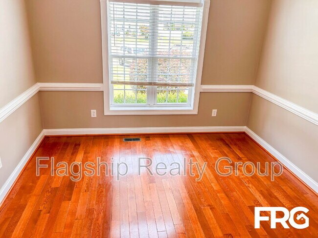 Building Photo - 2608 Chardon Ct