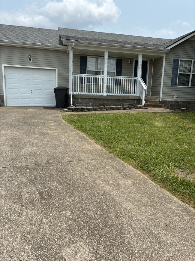 Building Photo - 104 Josephines Ct