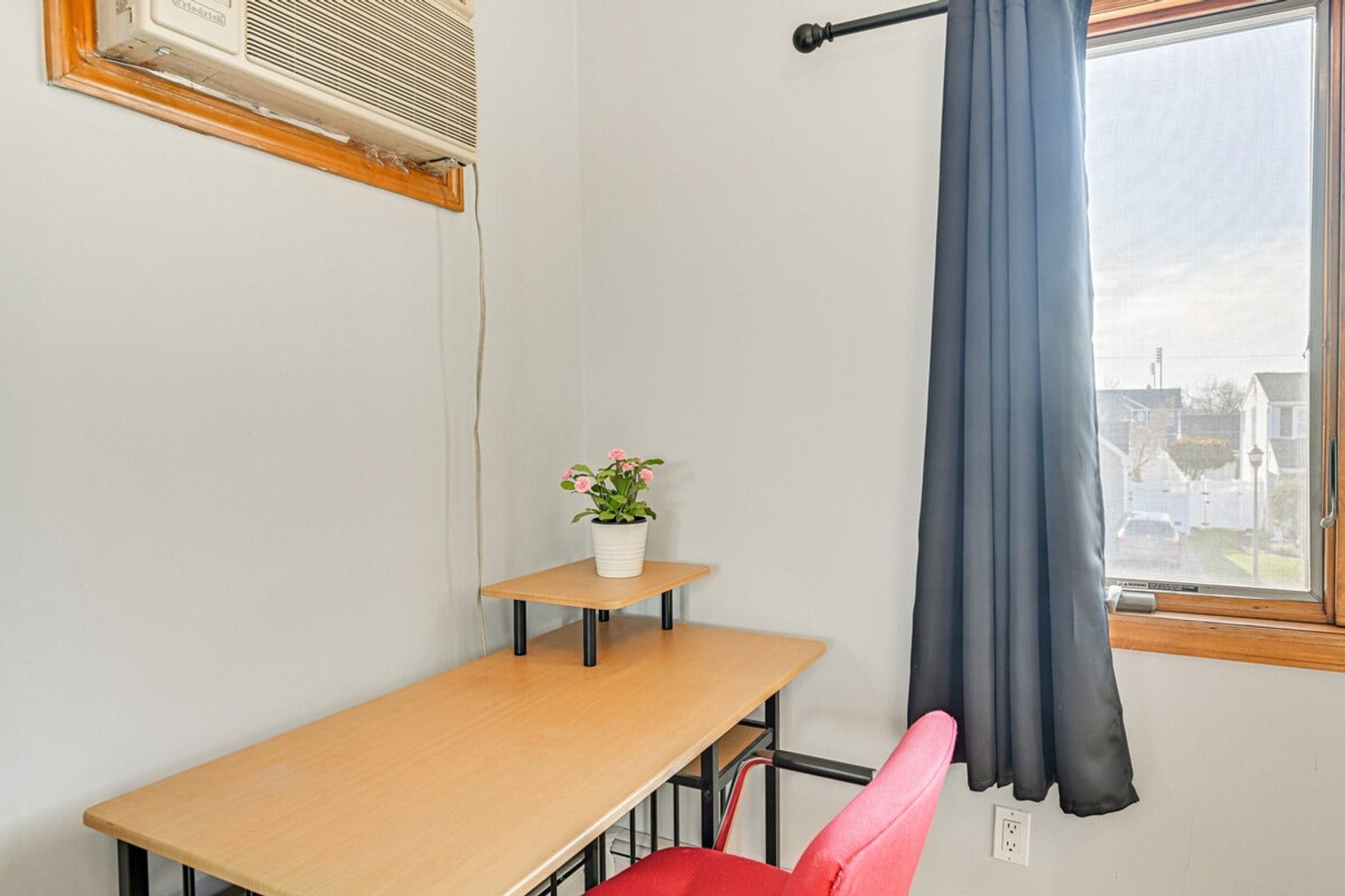 Building Photo - 35 Butternut Ln