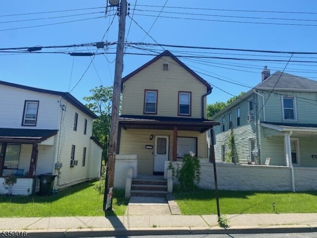 Building Photo - 112 Stoll St
