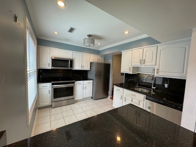 Building Photo - 1756 Dogwood Dr