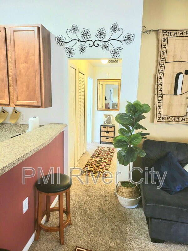 Building Photo - 2132 Sotterley Ln