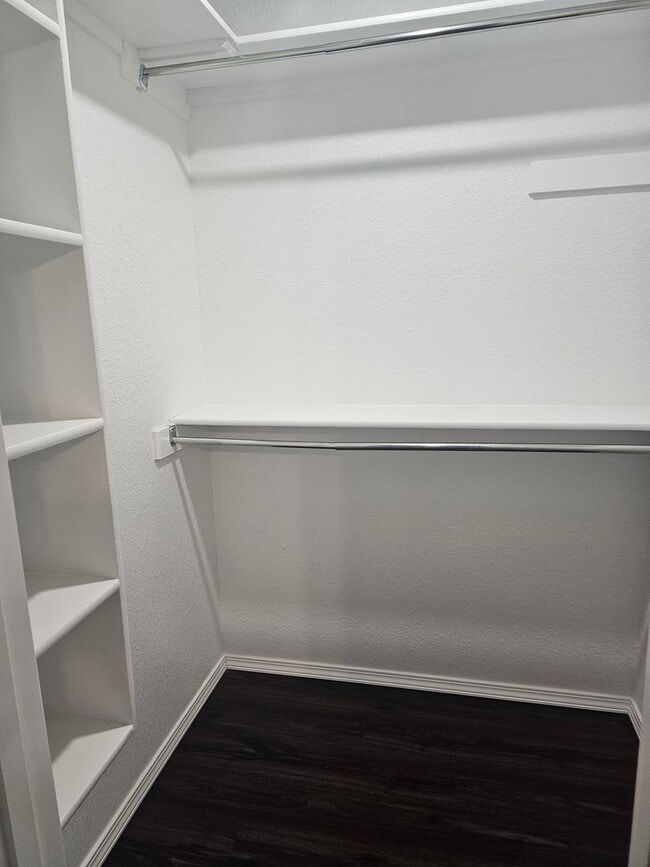 Building Photo - 2124 Ingalls Ln