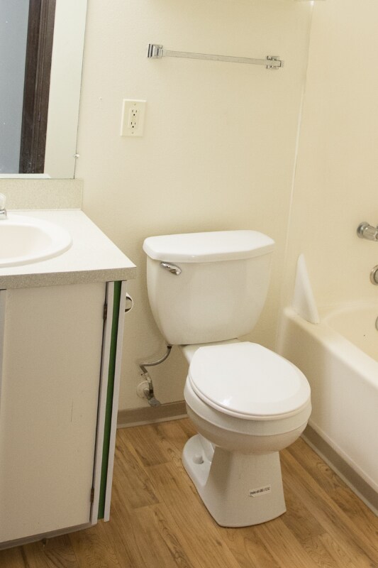 Building Photo - 1714 Evergreen Park Ct SW