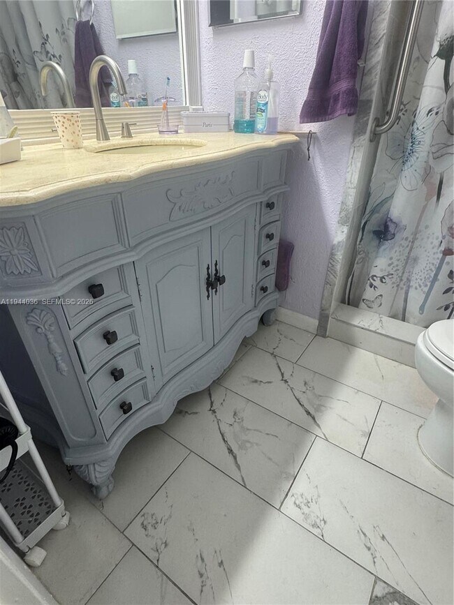 Building Photo - 8590 Sunrise Lakes Blvd