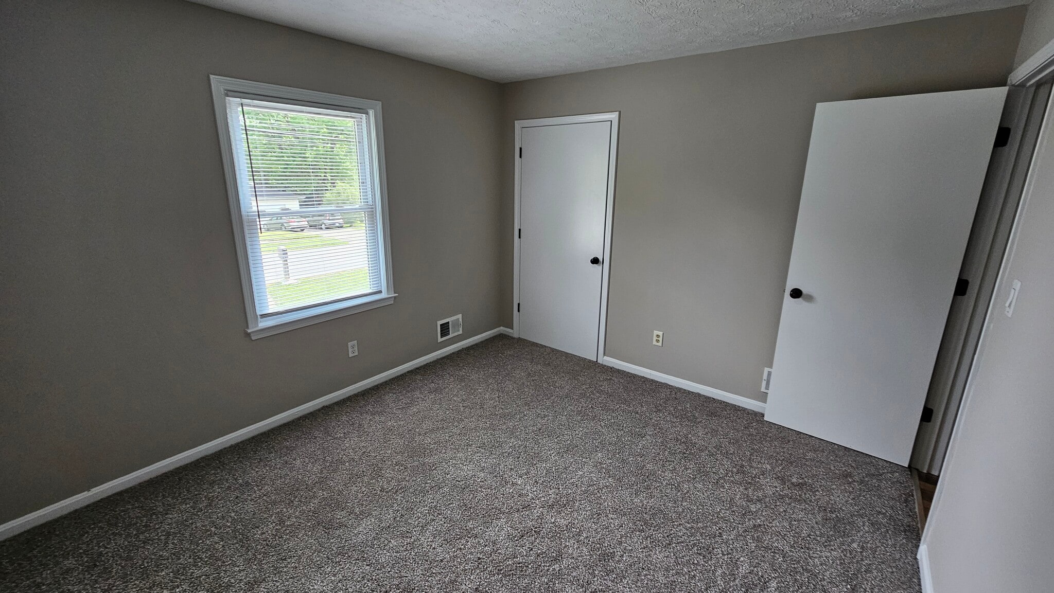 Bedroom 2 - 9323 Willowwood Way
