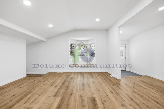 Building Photo - Stunning Fully Remodeled 3 Bed Home on a Huge Lot in Coopersville