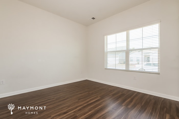 Building Photo - 152 Dorian Lp