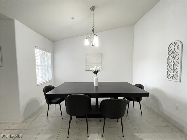 Building Photo - 11620 Navarro Way