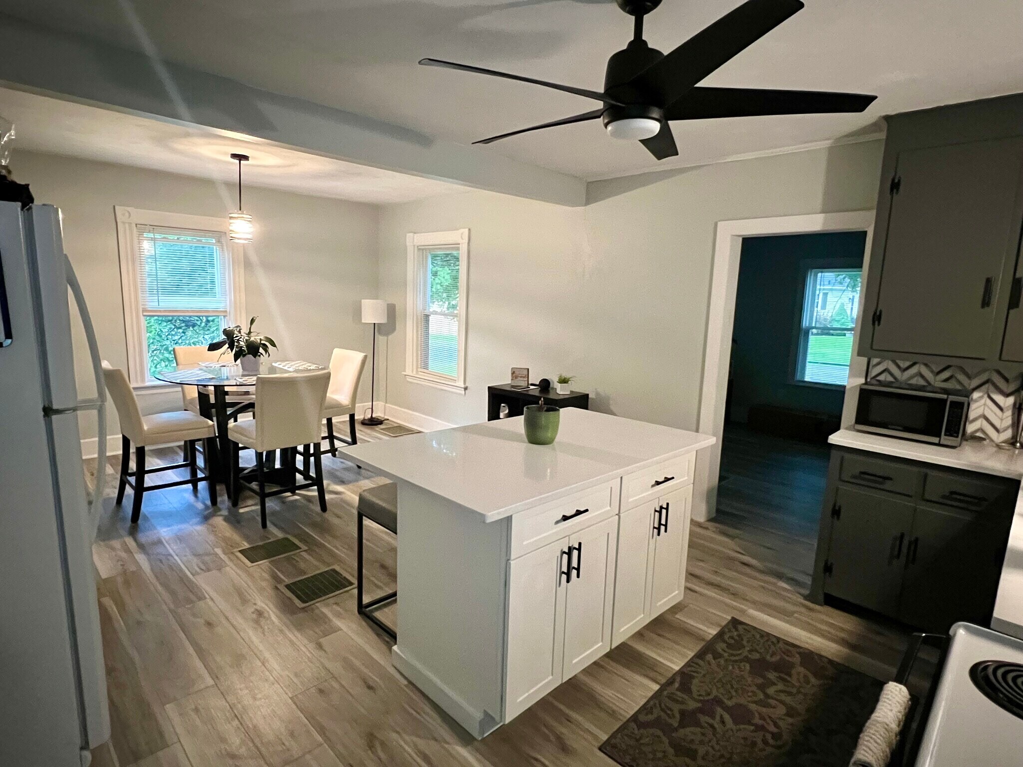 Kitchen - 203 Hall St