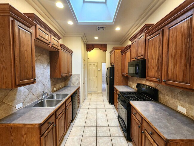 Building Photo - 2270 Spirit Rock Dr