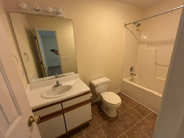 Building Photo - "Charming 2-Bed, 2-Bath Duplex Retreat on ...