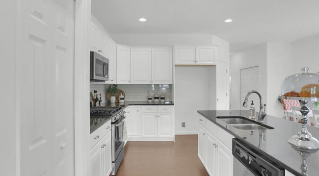 Building Photo - 1716 Fairbanks Lane, Mechanicsburg, PA 17055