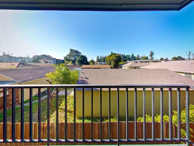 Building Photo - 2701 High St