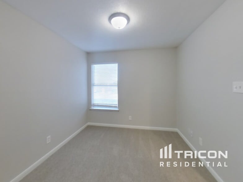 Building Photo - 7214 Tranquil Ln