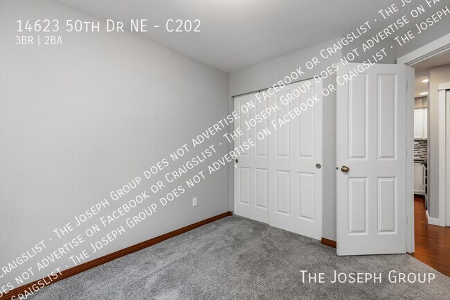 Building Photo - 14623 50th Dr NE