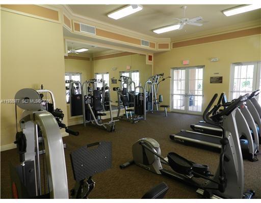 Building Photo - 917 SW 147th Ave