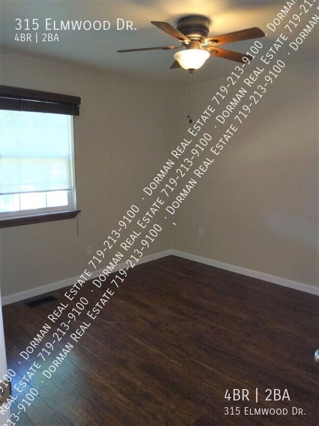 Building Photo - 315 Elmwood Dr