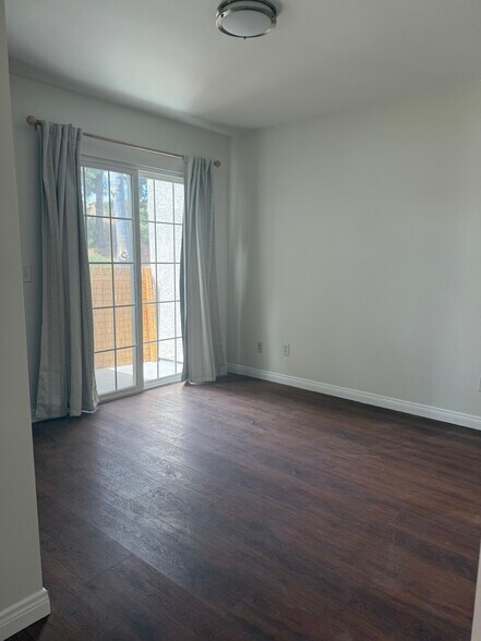 Building Photo - 2446 S Centinela Ave