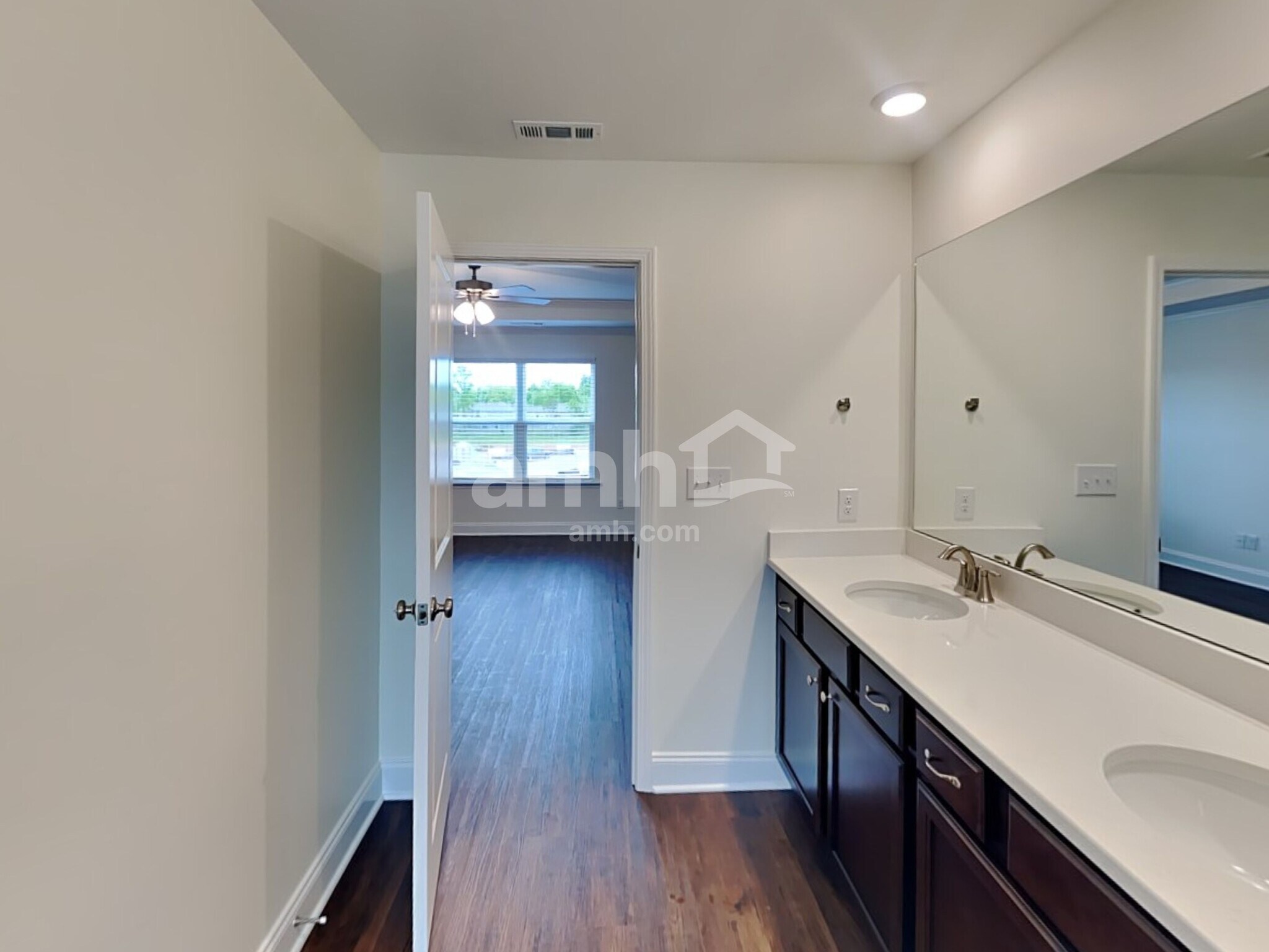 Building Photo - 5316 Virtue Ave