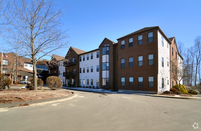 Building Photo - Cedar Woods