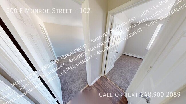 Building Photo - 500 E Monroe St