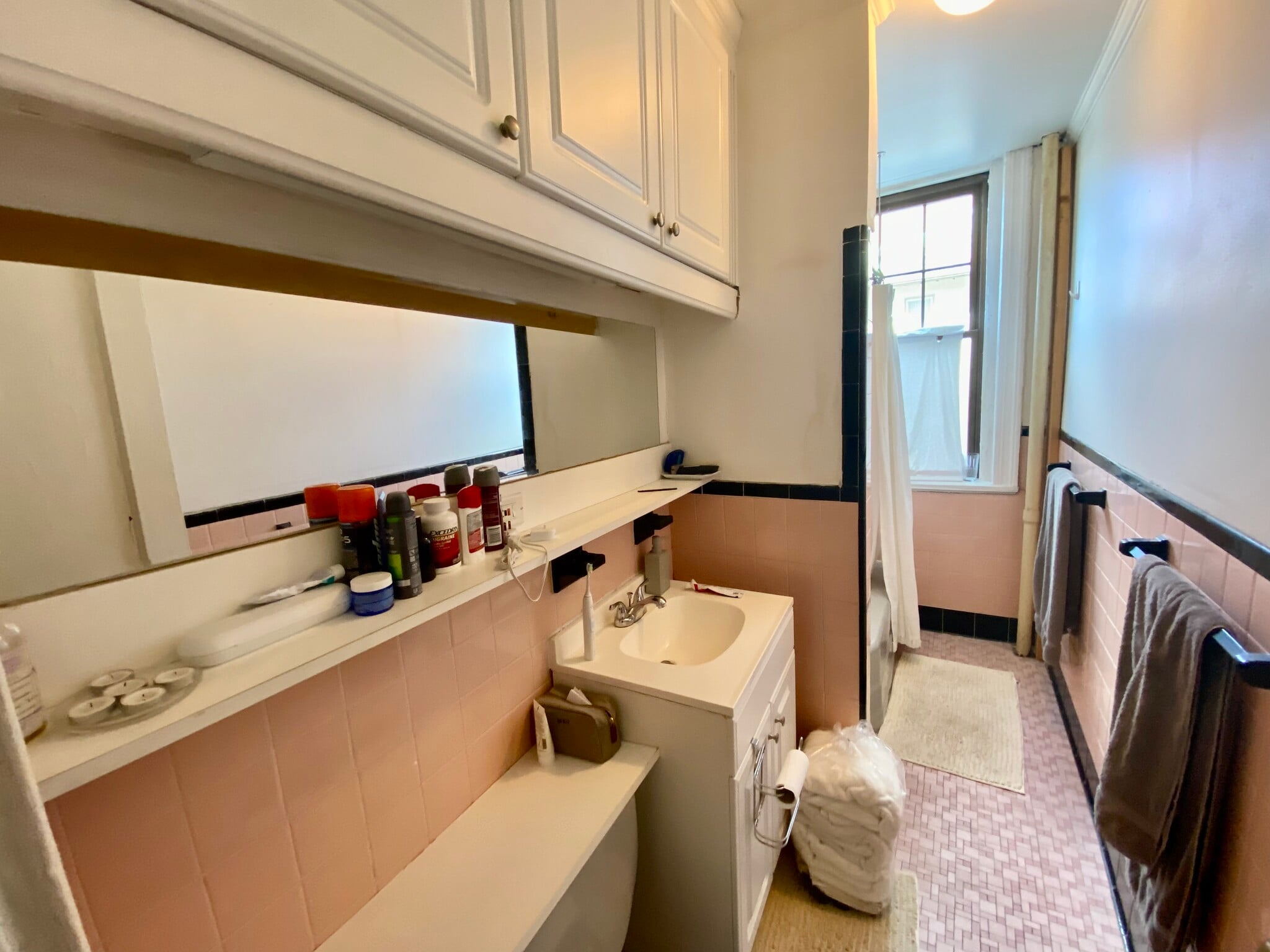 Building Photo - 5 Braemore Rd