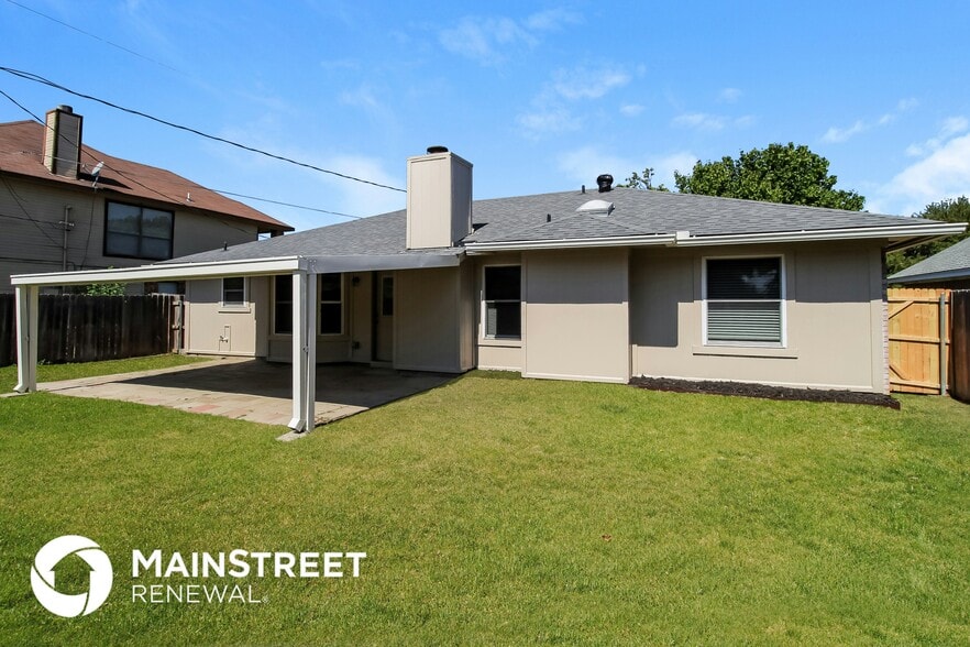 Building Photo - 1010 Galaxy Dr