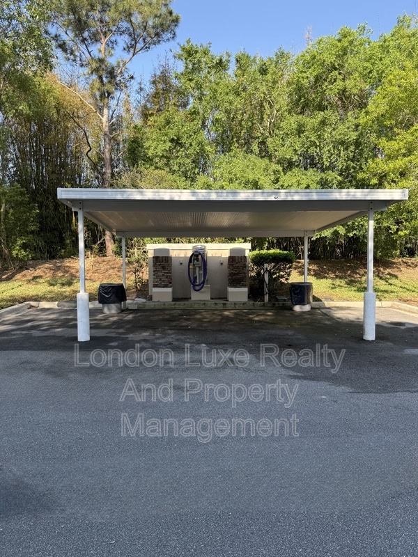 Building Photo - 7990 Baymeadows Rd