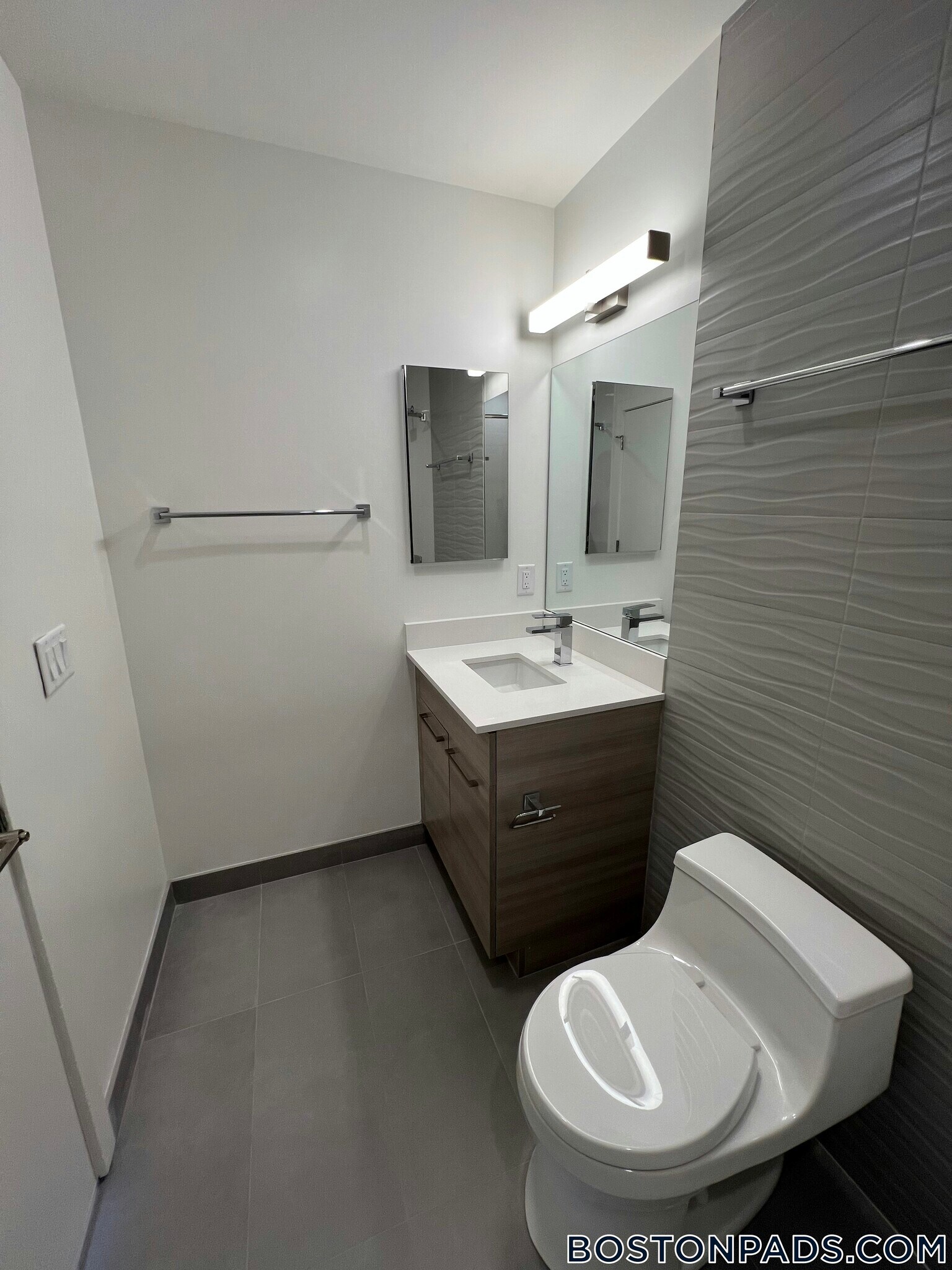 Building Photo - 1079 Commonwealth Ave