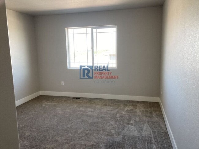 Building Photo - 12237 Fox Tail Pine Ct