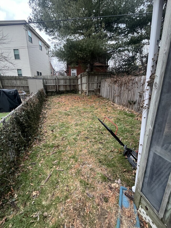 Building Photo - 446 Nevin St