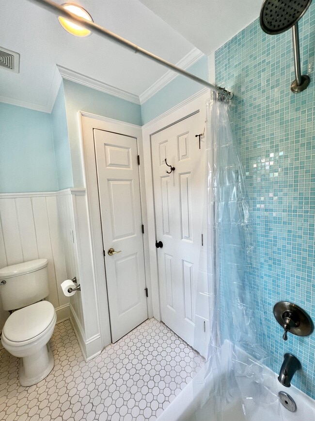 Building Photo - 344 Cottage Farm Dr
