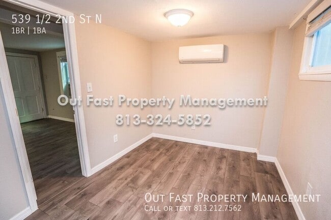 Building Photo - 539 1/2 2nd St N-