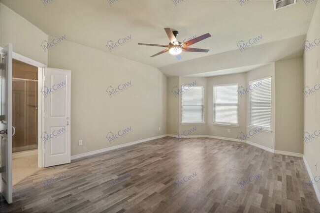 Building Photo - 2216 Eppright Dr