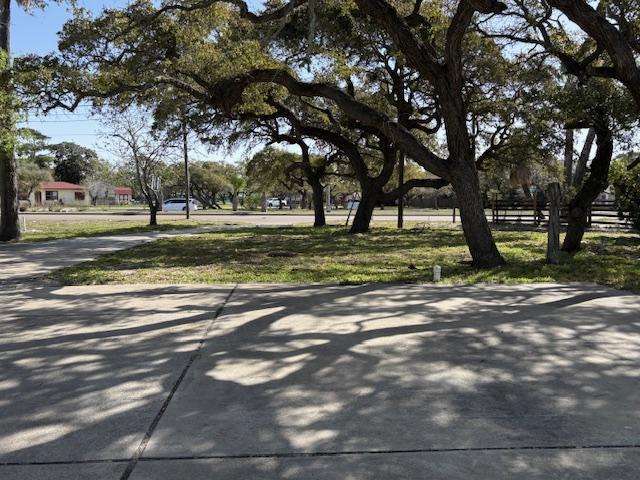 Building Photo - 339 S Whitney St