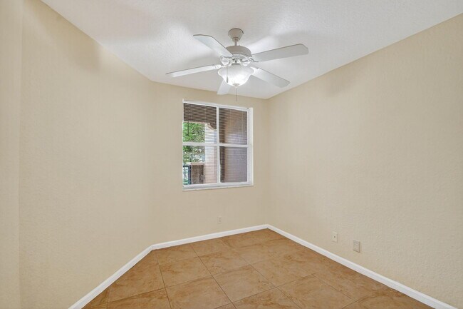 Building Photo - 2947 Hope Valley St