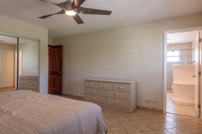 Building Photo - 660 11th St