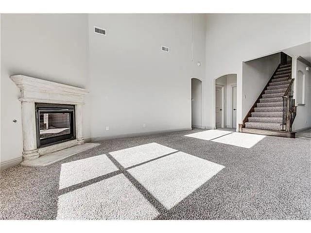 Building Photo - 908 Lake Meadow Ln