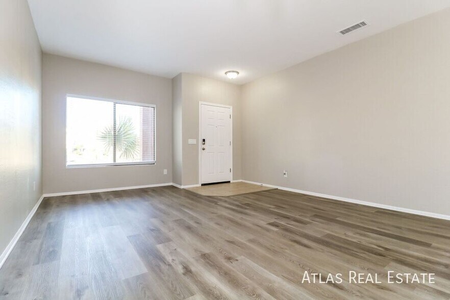 Building Photo - 13771 W Mauna Loa Ln