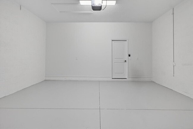 Building Photo - 6925 Main St